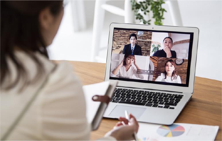 自らを紹介する情報を発信する